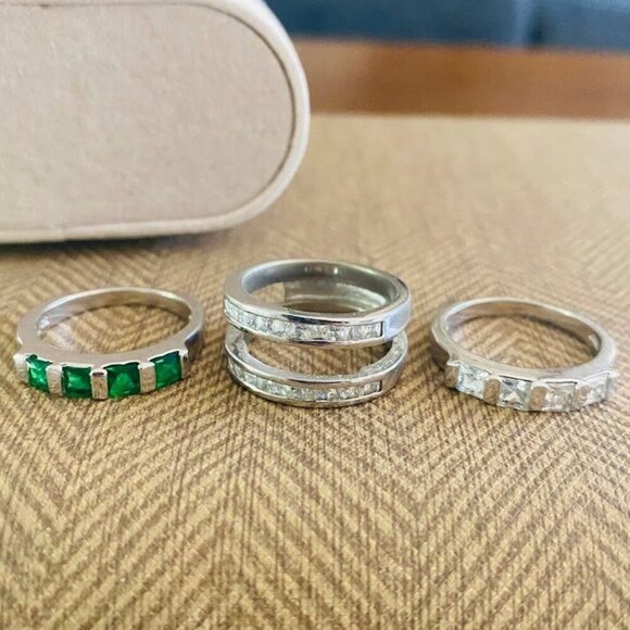 Real Collectibles by Adrienne Interchangeable CZ Emerald Wedding Ring Set Size 7 - Picture 4 of 4